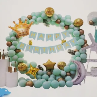 Set arcada baloane cu 110 baloane in nuante de turcoaz cu auriu, cu ghirlanda Happy Birthday, frunze si alte accesorii