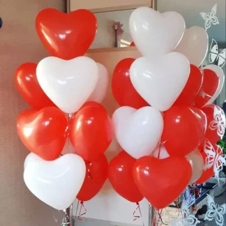Set 6 baloane latex in forma de inimioara, rosu cu alb, 30 cm