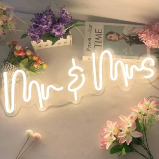 Banner luminos Led Neon MR & MRS, fundal transparent, 56 x 20 cm